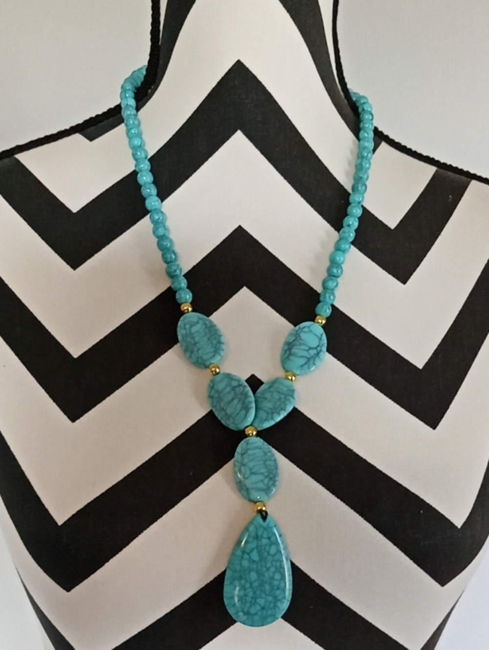 Blue Turquoise Bead Necklace